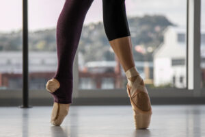 Heather Schor Photography -ballet legs 1 - _MG_7188