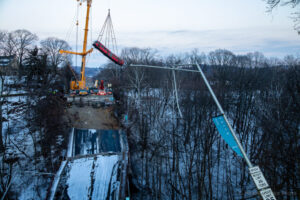 Fern Hollow Bridge bus extraction - Heather Schor Photo - jan 2022 -5R1A6273