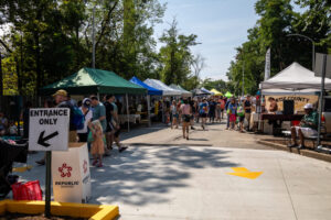 03- Squirrel Hill Farmer's Market - Heather Schor Photography -5R1A8584_