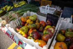 22- Squirrel Hill Farmer's Market - Heather Schor Photography -5R1A8656_