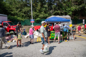 25- Squirrel Hill Farmer's Market - Heather Schor Photography -5R1A8665_