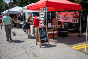 33- Squirrel Hill Farmer's Market - Heather Schor Photography -5R1A8703_