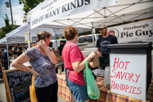 55- Squirrel Hill Farmer's Market - Heather Schor Photography -5R1A8757_