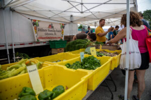 76- Squirrel Hill Farmer's Market - Heather Schor Photography -5R1A8797_