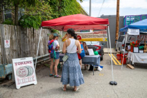 84- Squirrel Hill Farmer's Market - Heather Schor Photography -5R1A8829_