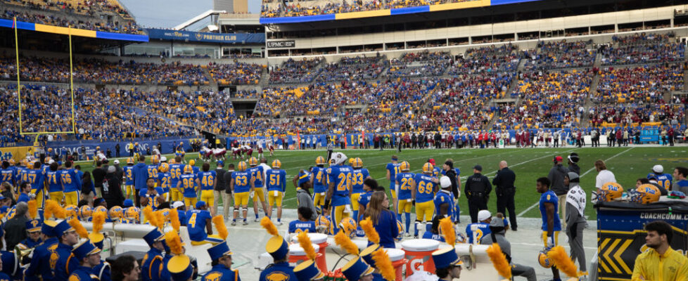 20 - Pitt vs FSU Nov 2023 - 6636 - by Heather Schor Photography_