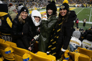 68-Steelers vs Cincinatti - 1-04- 2024 - Dec 8, 2024 - Heather Schor photography - 5R1A7358